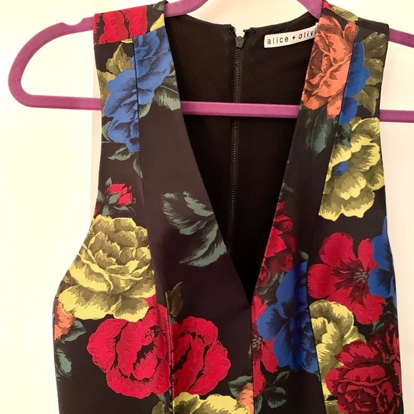 Tanner Dress in Black Multi by Alice + Olivia - Picture 5 of 7